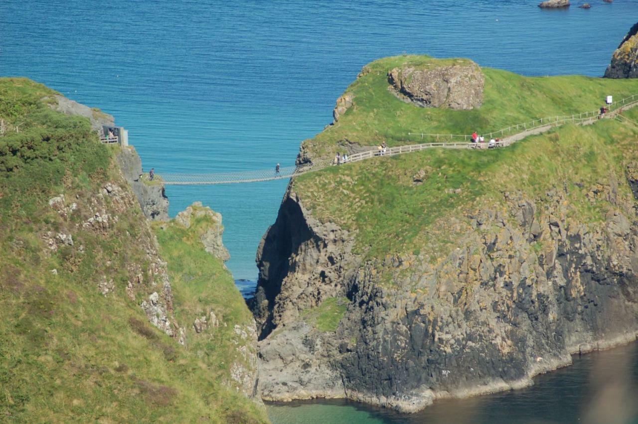 Causeway Coast Apartments 8 Bleach Green Ballycastle Eksteriør billede